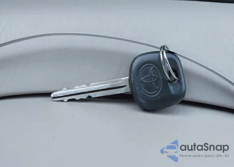 2002 Toyota Avalon Xls from USA, damaged, VIN 4T1BF28B82U263174